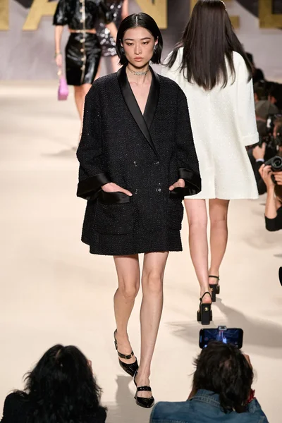 Look 12